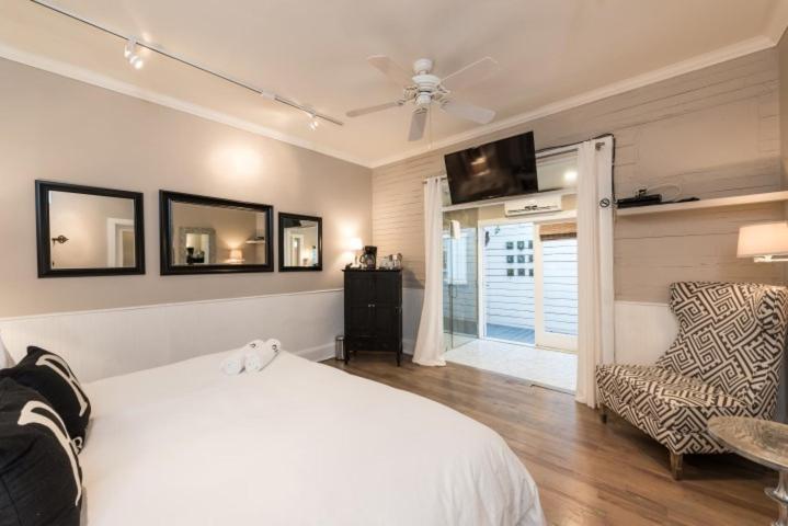 Alexander'S Guesthouse-Adult Exclusive, Lgbtq Friendly Key West Værelse billede